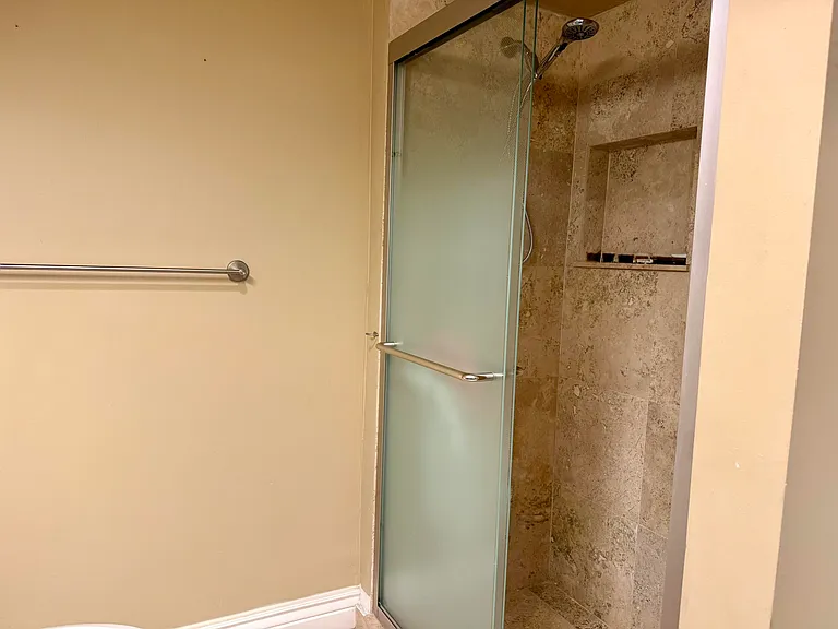 1890 S Ocean Dr #703 — Photo 17