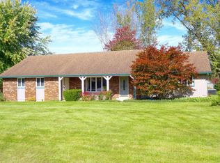 2745 Ridgewood Trl, Berrien Springs, MI 49103
