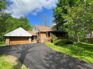 3880 Wiltshire Rd, Moreland Hills, OH