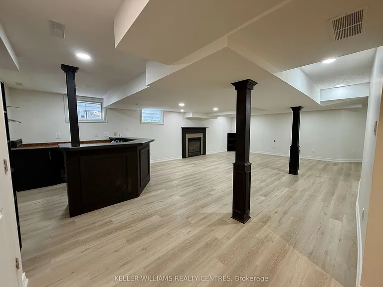 19 Northview Cres — Photo 37