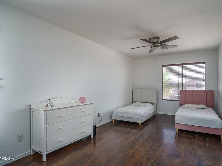 16006 W Lincoln St — Photo 8