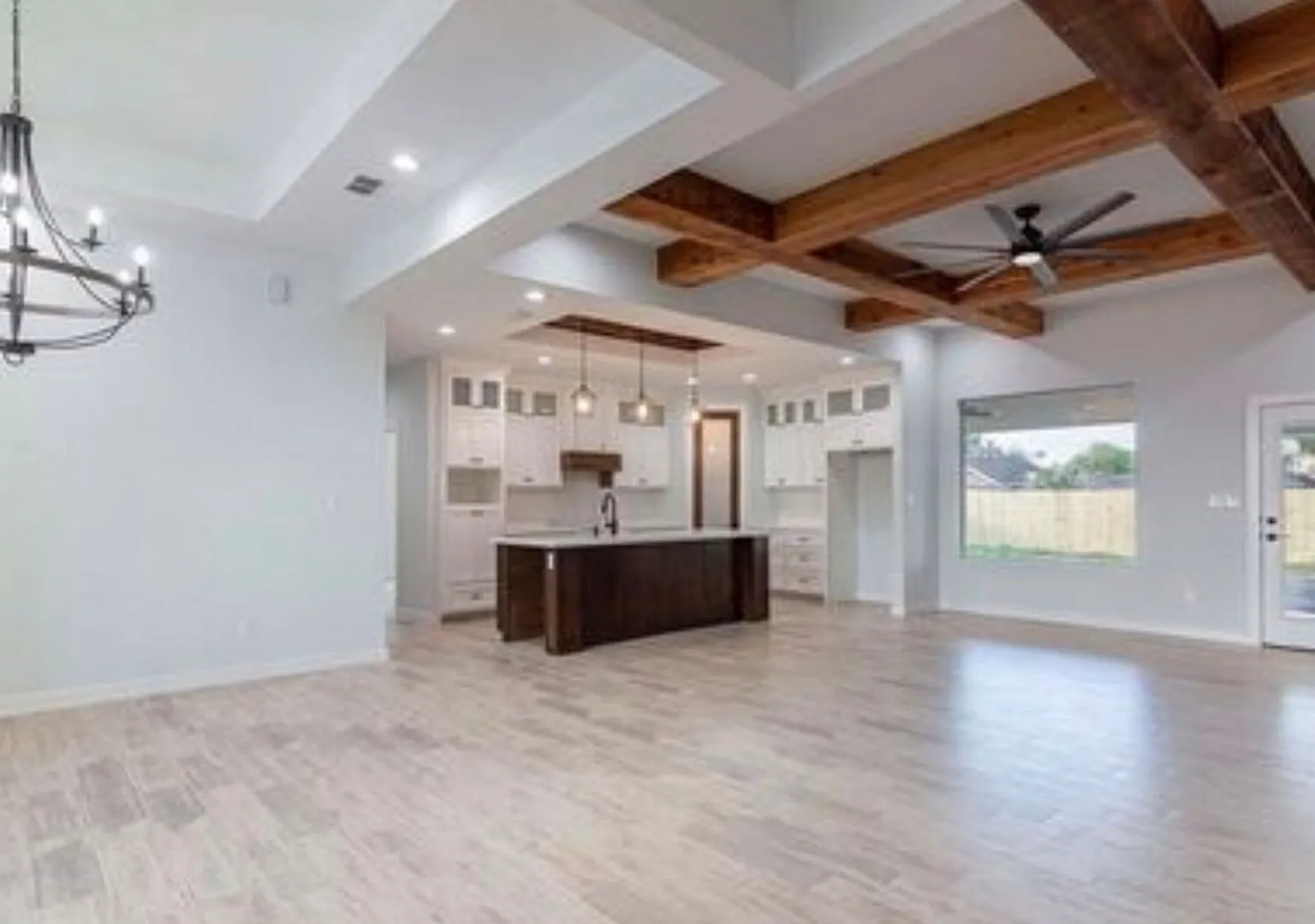 Charming 4B 3B House in Los Fresnos — Photo 2