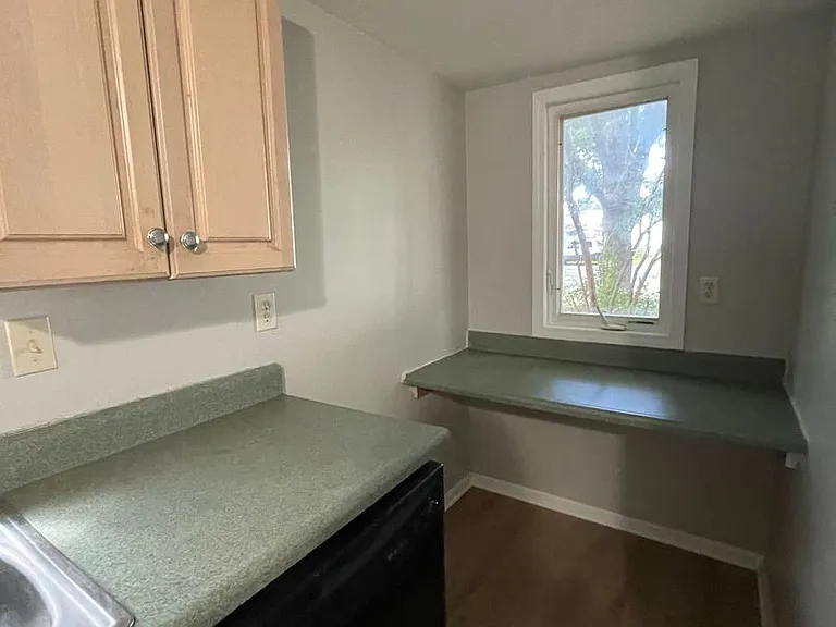 509 Congress St — Photo 16