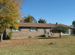 1209 Edgewood Dr, Manchester, TN 37355