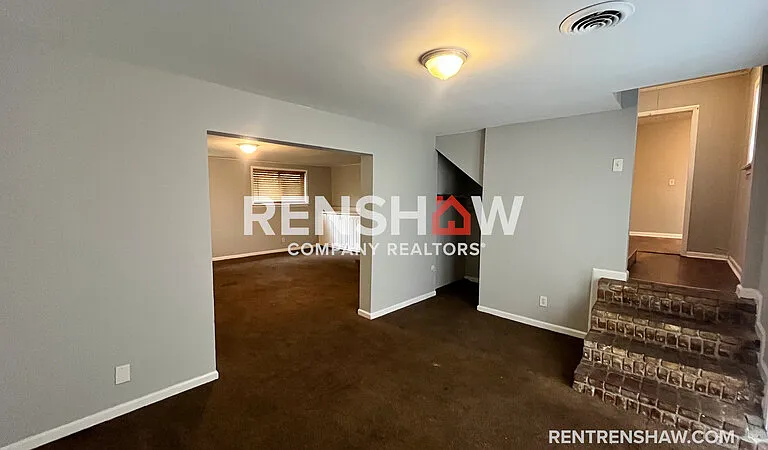 3761 University St — Photo 6