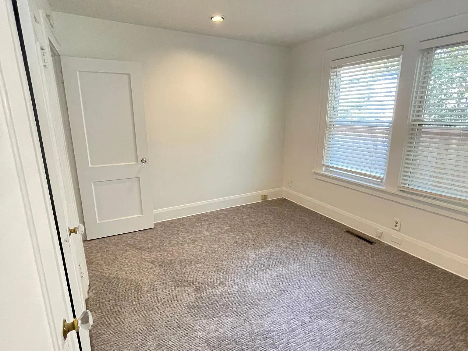 1012 NE Ravenna Blvd — Photo 4