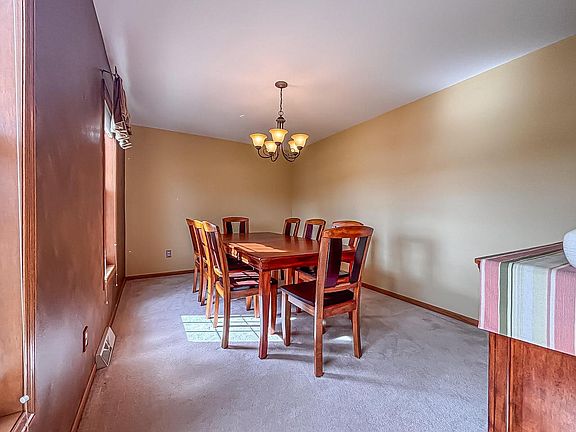 4th image of 5900 Randal LANE