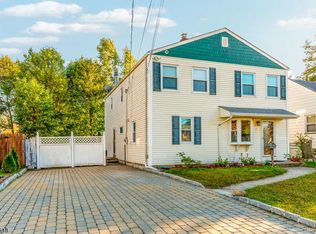 17 Park Ave, Wanaque, NJ 07420