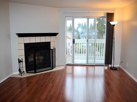 Brand New Flooring and deck