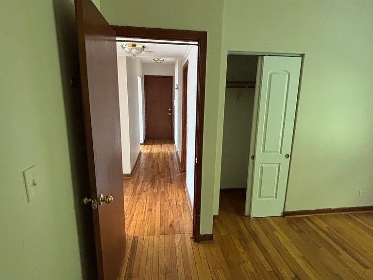 3159 W Argyle St #2B — Photo 13