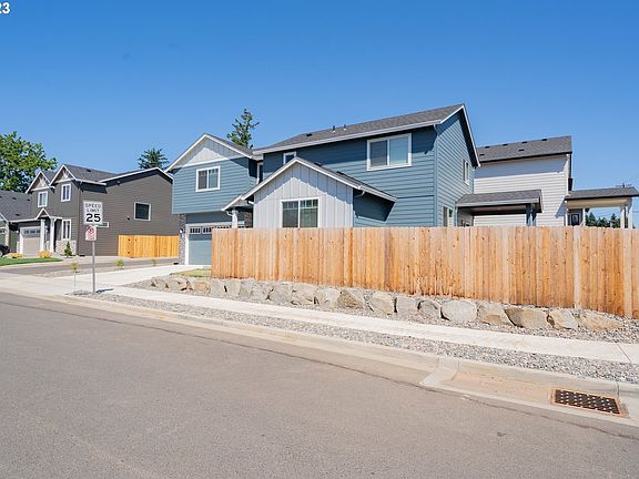 3rd image of 5314 NE 43rd Cir