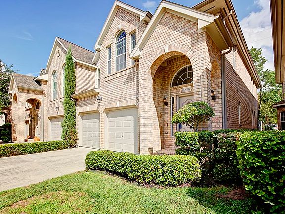 4th image of 7618 N Linpar Ct