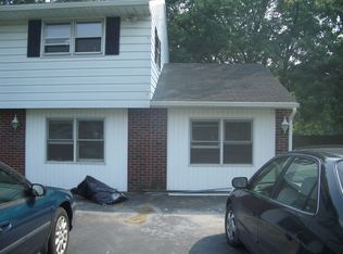 104 Maugers Mill Rd, Pottstown, PA 19464