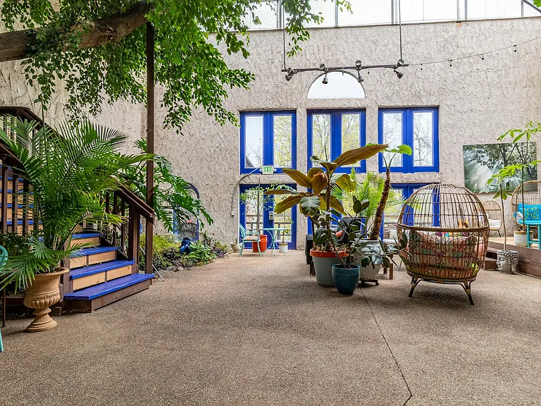 706 E Stuart St #6 — Photo 11