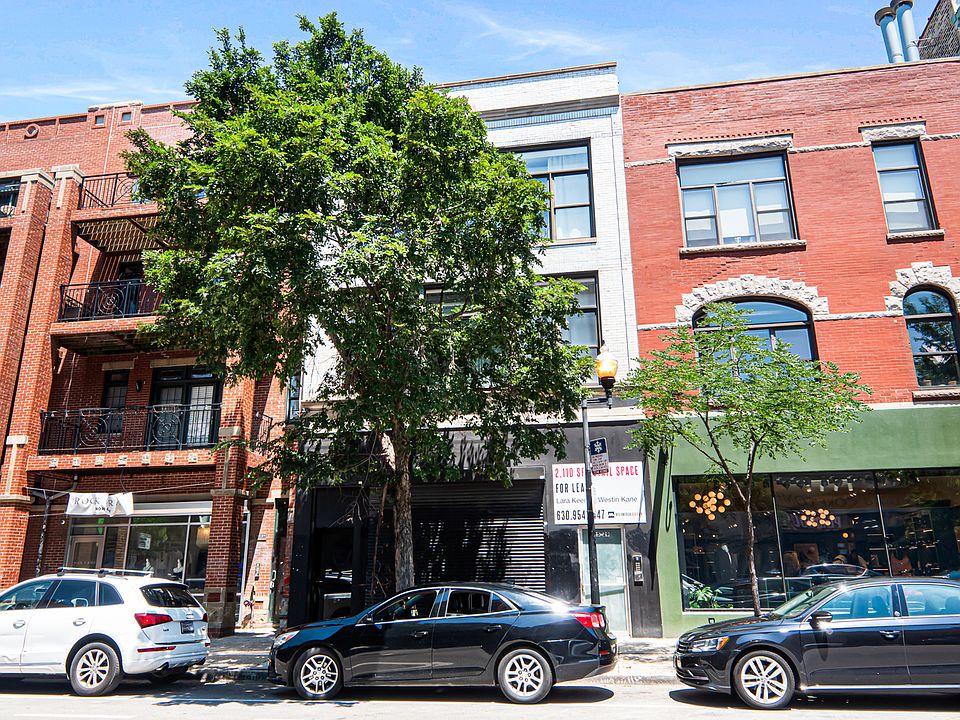 1st image of 1525 N Milwaukee Ave APT 2R