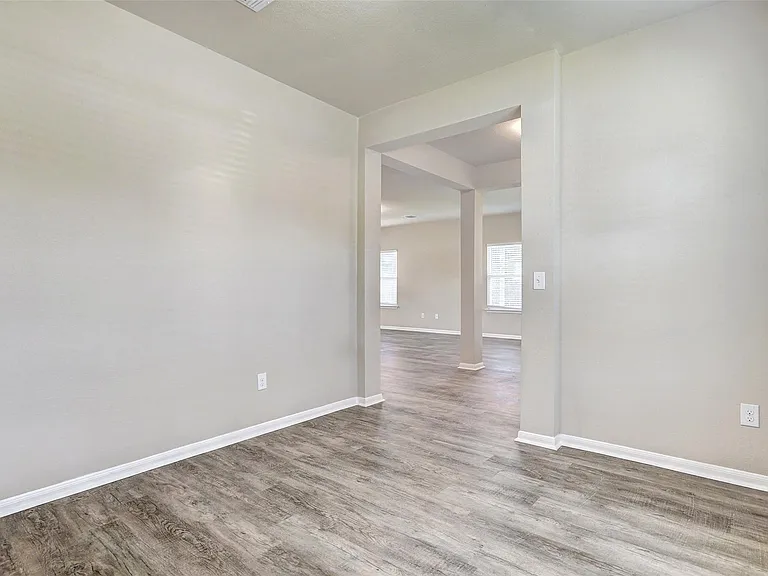 3207 Tilmon Ln — Photo 7
