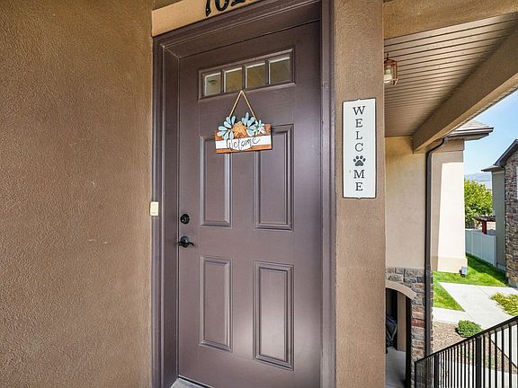 4th image of 1022 W Allington Dr N