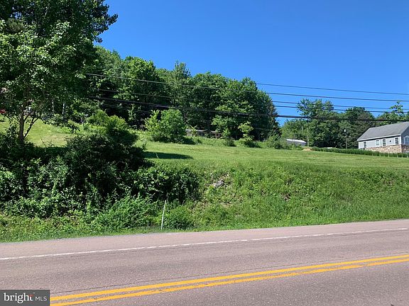 3rd image of Garrett Hwy