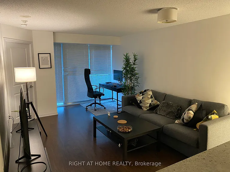 125 Western Battery Rd #1403 — Photo 6