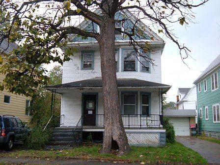 1st image of 1240 N Lockwood Ave