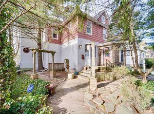 49 Lynbrook Ave, Lynbrook, NY 11563