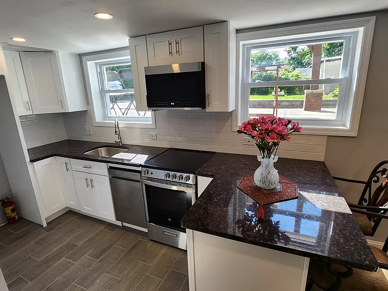 53 Willow Ave #HSE — Photo 5