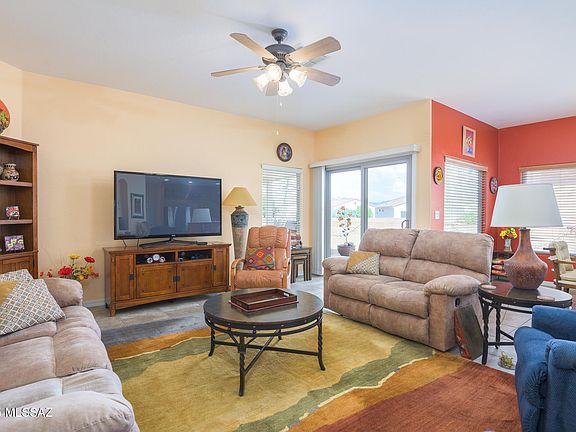 3rd image of 2373 S Pecan Vista Dr