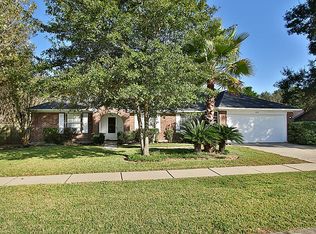 4930 Bridgeville Ln, Spring, TX 77388