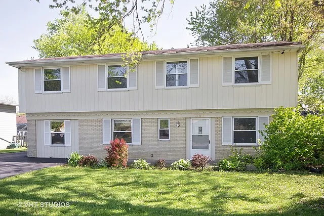 341 Evergreen Dr photo 1