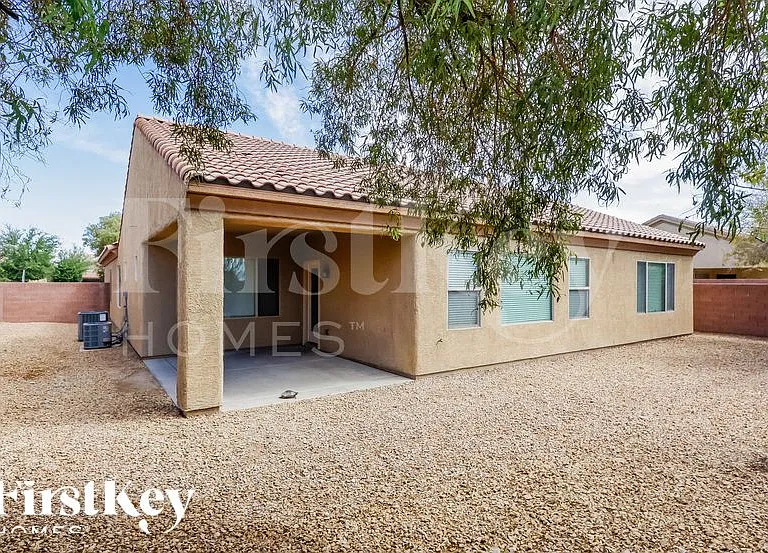 5595 Criollo Dr — Photo 15