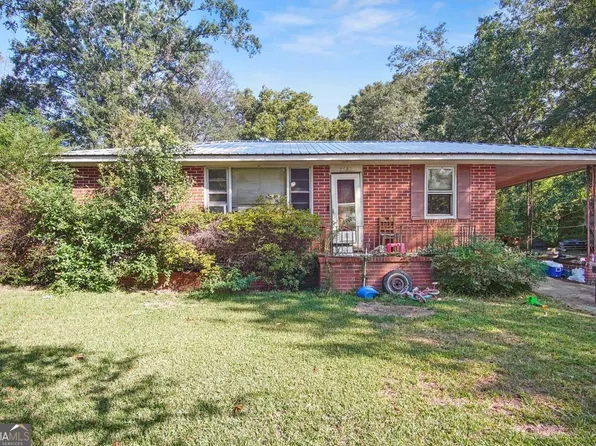 2723 Reynolds Dr, Macon, GA 31206