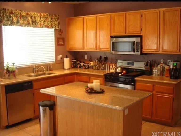 9170 Hamilton St — Photo 2