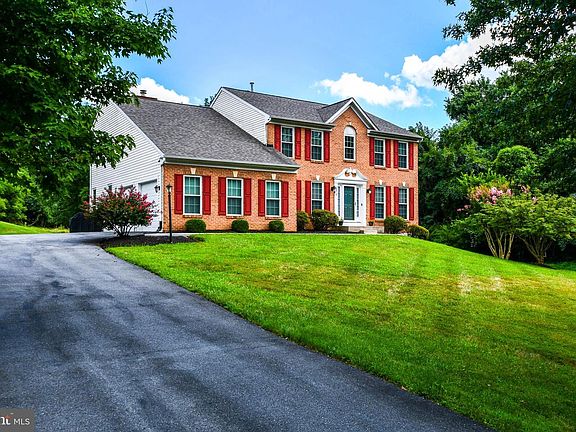 4th image of 3010 Orion Ln