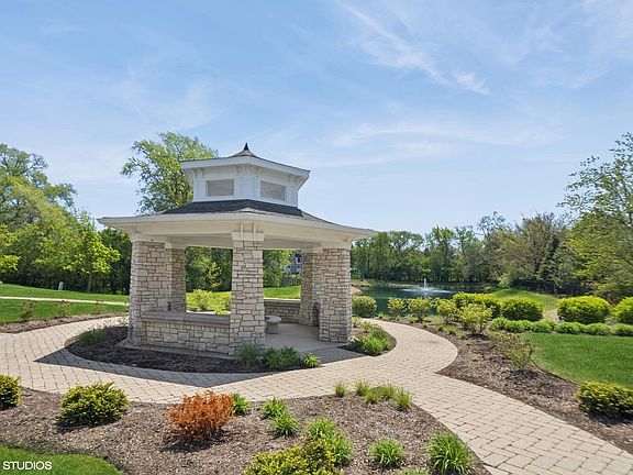 2nd image of 149 W Kennedy Ln #208