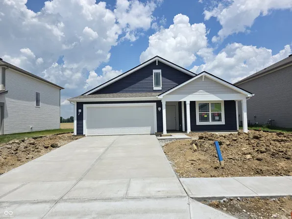 3266 W Longbranch Dr, Monrovia, IN 46157