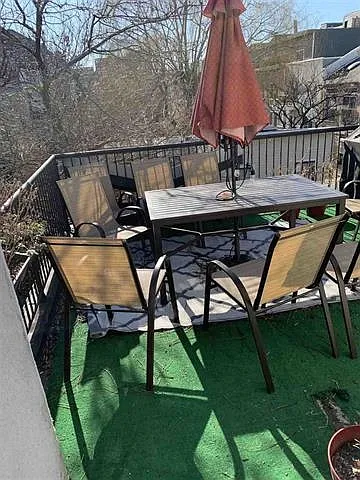 3 bed, 2.0 bath, $4,650 — Photo 2
