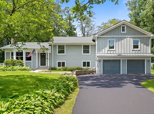 442 Pepper Ridge Rd, Stamford, CT 06905