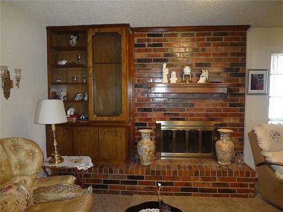 5th image of 618 Antelope St NE