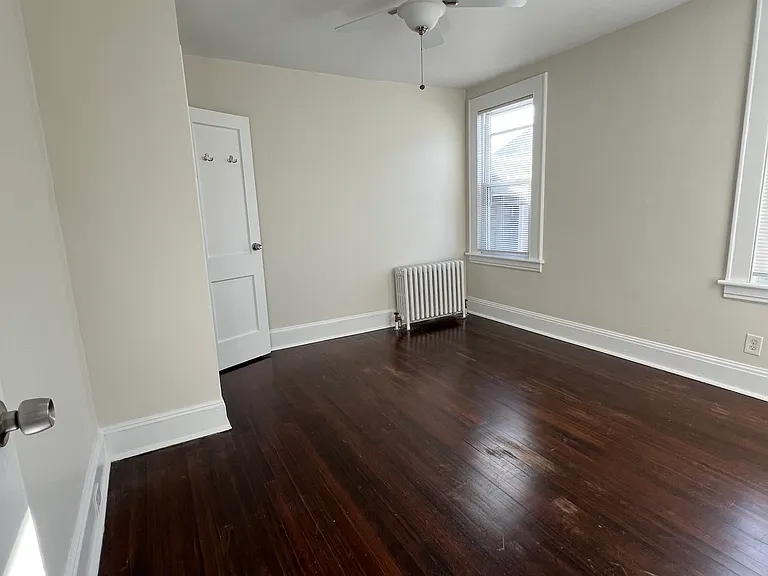 220 King St — Photo 7