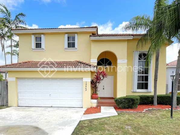 16449 SW 95th St, Miami, FL 33196
