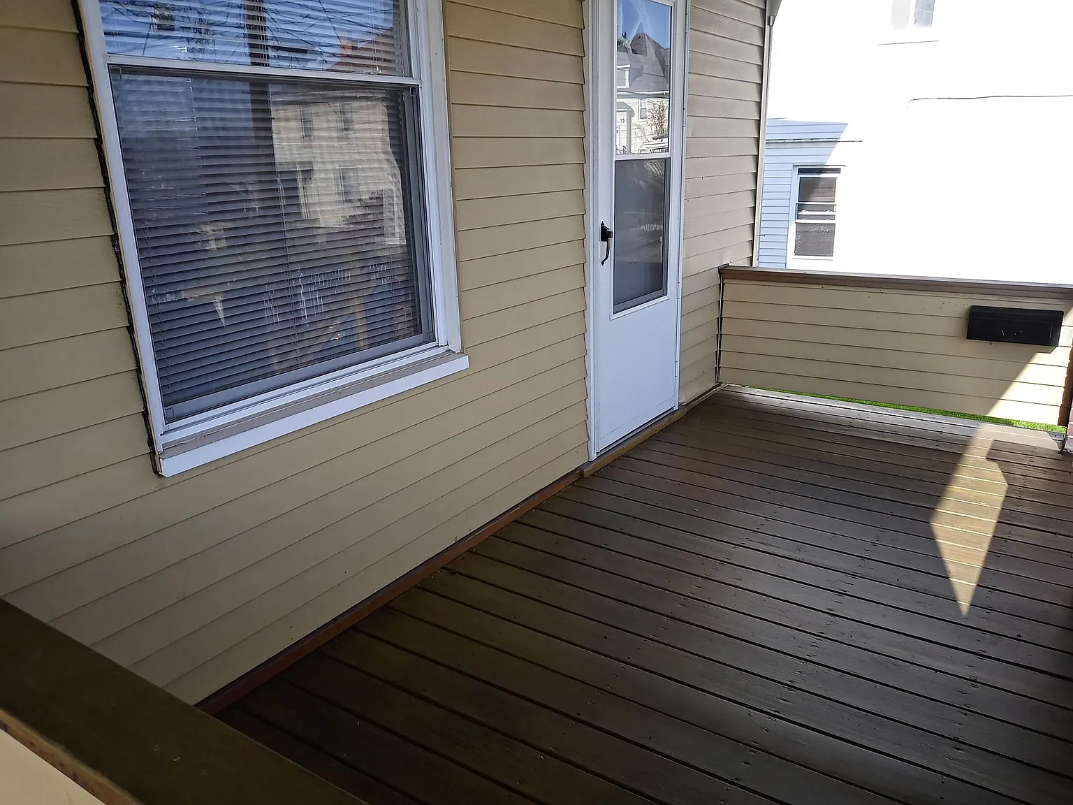 334 Isabella Ave — Photo 2
