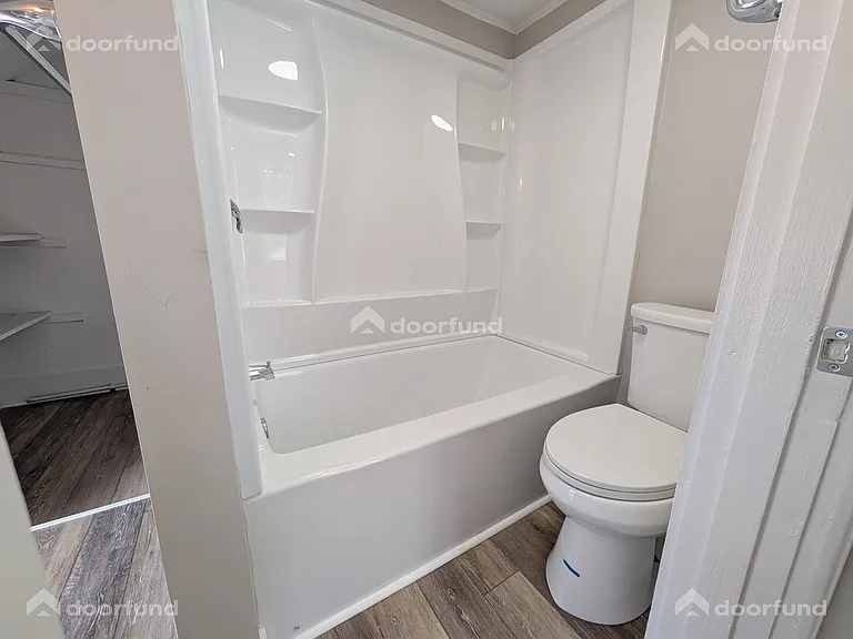 8 Green St #2 — Photo 9