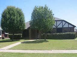 2nd image of 3910 Knights Bridge Dr