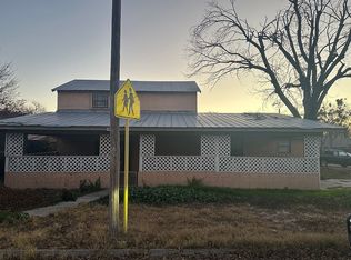 610 McLymont St, Del Rio, TX 78840