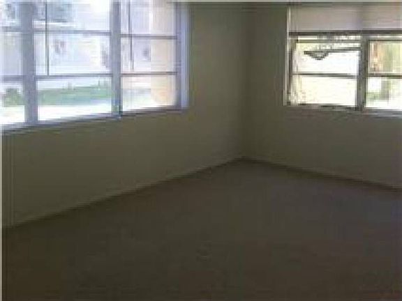 3rd image of 13936 SW 90th Ave #107