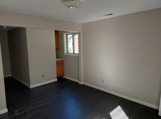 1728 W Jackson St, Springfield, IL 62704