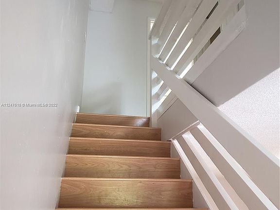 4th image of 2520 Van Buren St APT 7