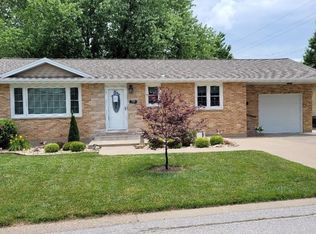 720 Santa Maria Dr, Quincy, IL 62305