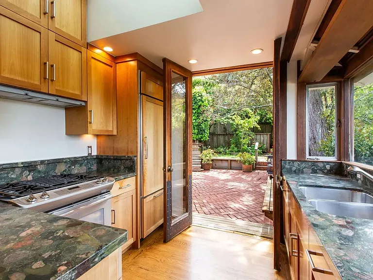 29 Glen Dr — Photo 24