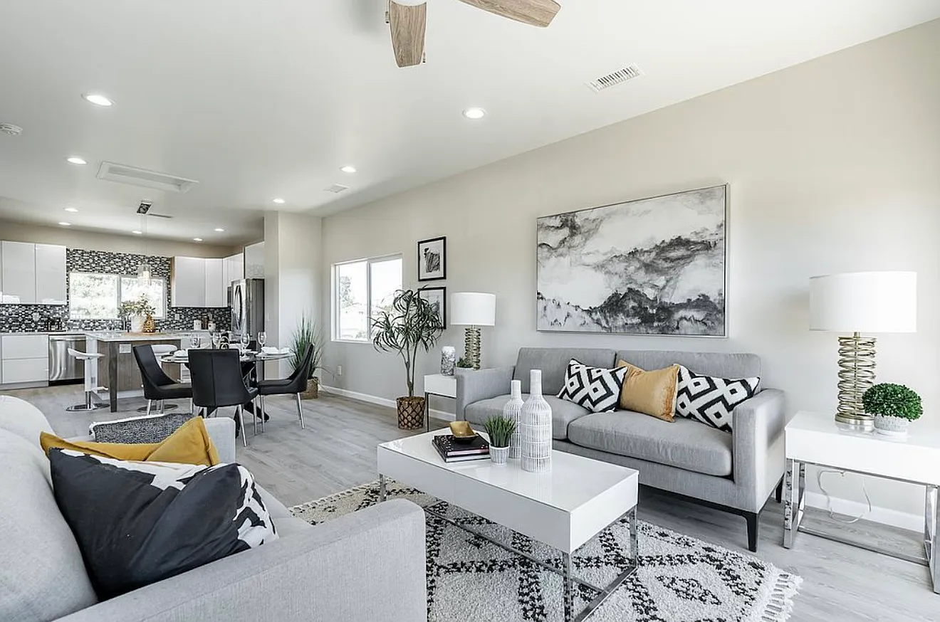4445-4447 Hedionda Court - 4447 Hedionda Ct — Photo 1